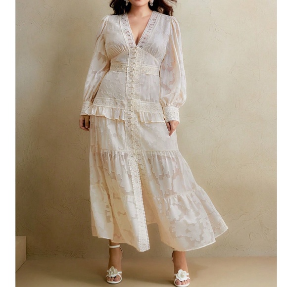 Plus Floral Print Button V neck Ruffle Hem Long Sleeve Maxi Dress - Picture 1 of 9